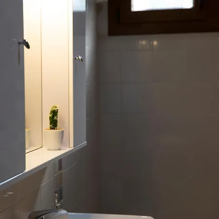 Viewing Garden Vólosz