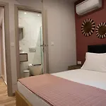 Viewing Garden דירה וולוס