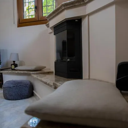 Viewing Garden Lägenhet Volos